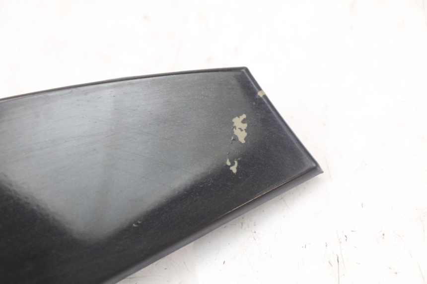 photo de GÓRNA PRZEDNIA MASKOWNICA PIAGGIO MP3 LT 400 (2007 - 2012) - Widok ogólny