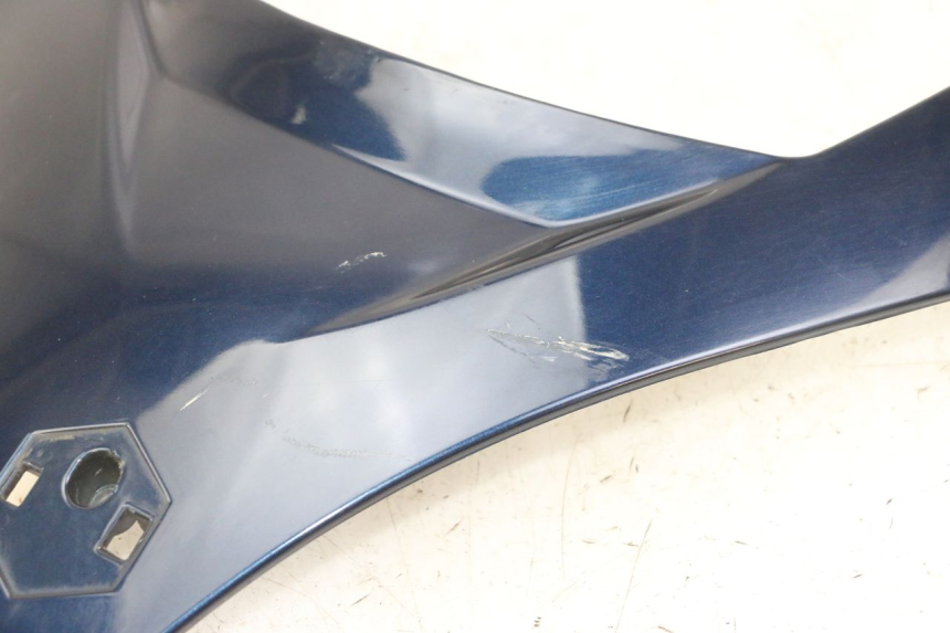 photo de GÓRNA PRZEDNIA MASKOWNICA PIAGGIO MP3 LT 300 (2010 - 2016) - Punkty mocowania