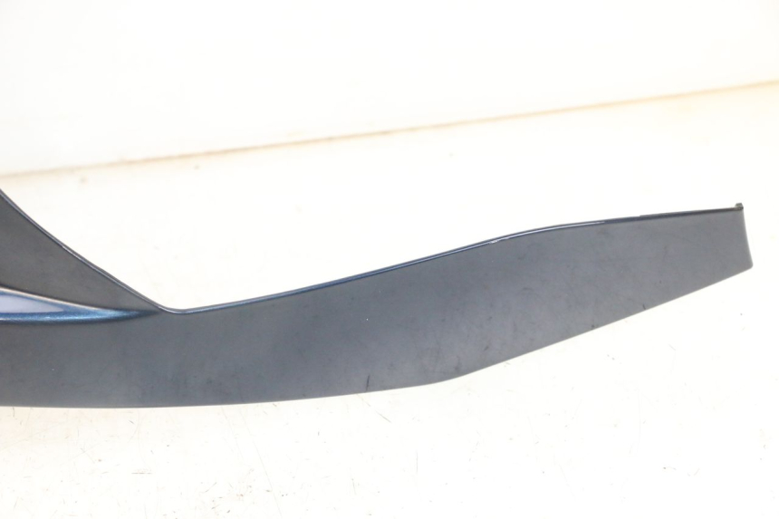 photo de GÓRNA PRZEDNIA MASKOWNICA PIAGGIO MP3 LT 300 (2010 - 2016) - Stan powierzchni