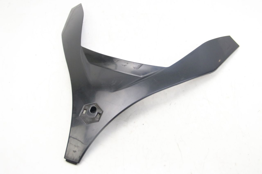 photo de GÓRNA PRZEDNIA MASKOWNICA PIAGGIO MP3 125 (2006 - 2014) - Szczegół części