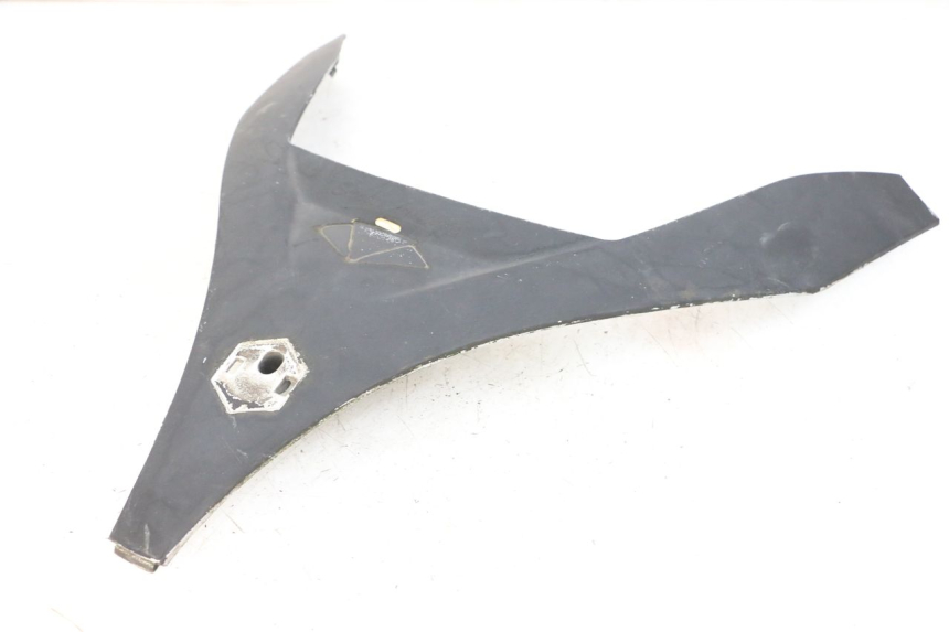 photo de GÓRNA PRZEDNIA MASKOWNICA PIAGGIO MP3 125 (2006 - 2014) - Inny kąt widzenia