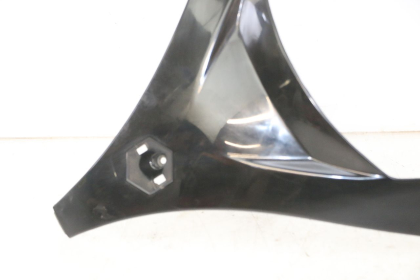 photo de GÓRNA PRZEDNIA MASKOWNICA PIAGGIO MP3 500 (2011 - 2015) - Część sprawdzona