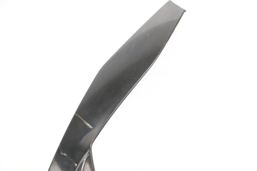 photo de GÓRNA PRZEDNIA MASKOWNICA PIAGGIO MP3 500 (2011 - 2015) - Oznaczenia i referencje