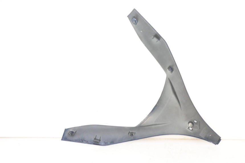 photo de GÓRNA PRZEDNIA MASKOWNICA PIAGGIO MP3 RL 250 (2006 - 2010) - Inny kąt widzenia