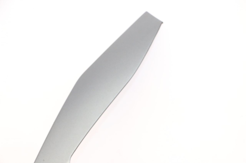 photo de GÓRNA PRZEDNIA MASKOWNICA PIAGGIO MP3 500 (2011 - 2015) - Część sprawdzona