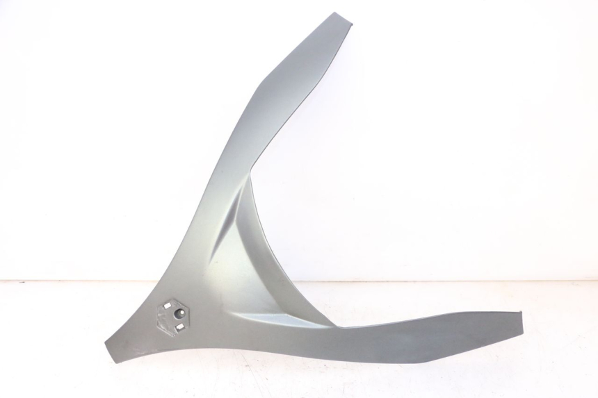 photo de GÓRNA PRZEDNIA MASKOWNICA PIAGGIO MP3 500 (2011 - 2015) - Oznaczenia i referencje