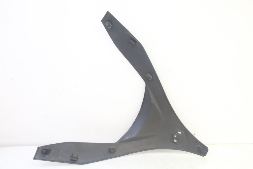 photo de GÓRNA PRZEDNIA MASKOWNICA PIAGGIO MP3 RL 250 (2006 - 2010) - Zbliżenie techniczne