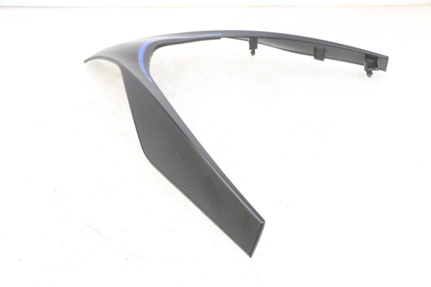 photo de GÓRNA PRZEDNIA MASKOWNICA PIAGGIO MP3 500 (2016 - 2018) - Stan powierzchni