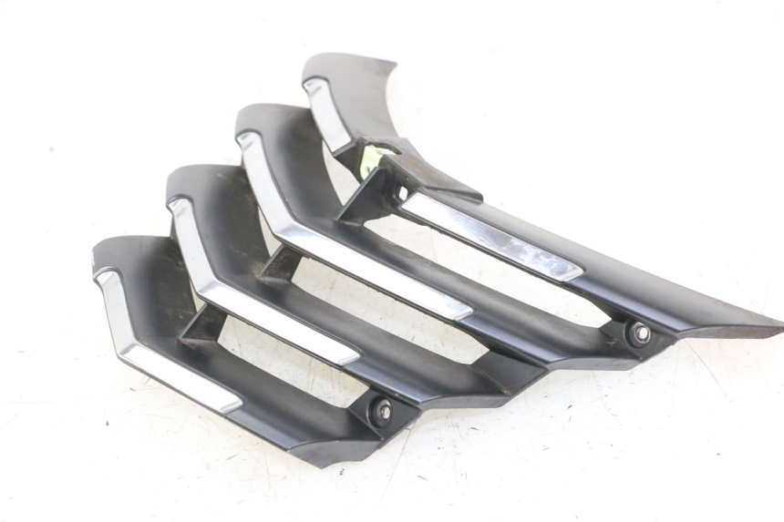 photo de GÓRNA PRZEDNIA MASKOWNICA PEUGEOT CITYSTAR 2T 50 (2018 - 2021) - Inny kąt widzenia