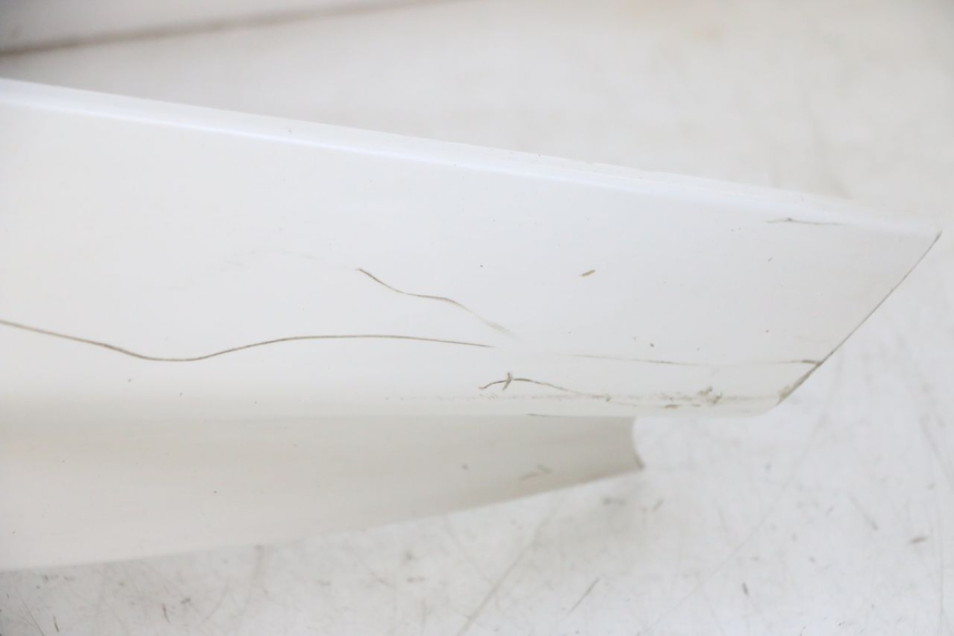 photo de GÓRNA PRZEDNIA MASKOWNICA PEUGEOT SATELIS 125 (2010 - 2012) - Widok z bliska