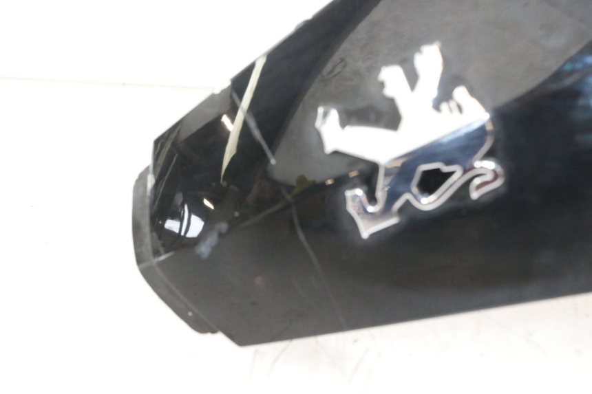 photo de GÓRNA PRZEDNIA MASKOWNICA PEUGEOT SATELIS 125 (2006 - 2009) - Szczegół części