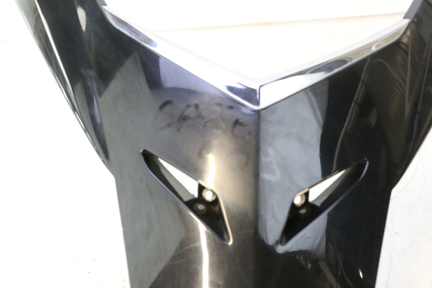 photo de GÓRNA PRZEDNIA MASKOWNICA PEUGEOT SATELIS 125 (2006 - 2009) - Kontrola wizualna