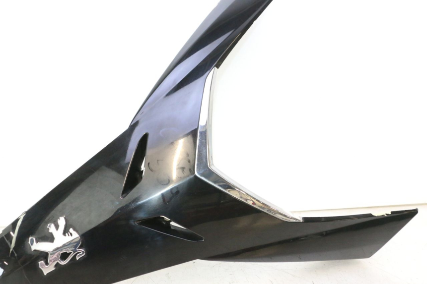 photo de GÓRNA PRZEDNIA MASKOWNICA PEUGEOT SATELIS 125 (2006 - 2009) - Inny kąt widzenia