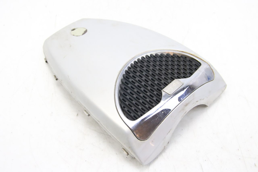 photo de GÓRNA PRZEDNIA MASKOWNICA APRILIA SCARABEO 4T 50 (2009 - 2017) - Szczegół części