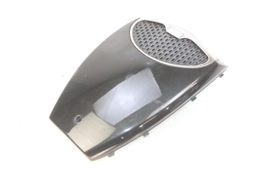 photo de GÓRNA PRZEDNIA MASKOWNICA APRILIA SCARABEO 100 (2003 - 2012) - Zbliżenie techniczne