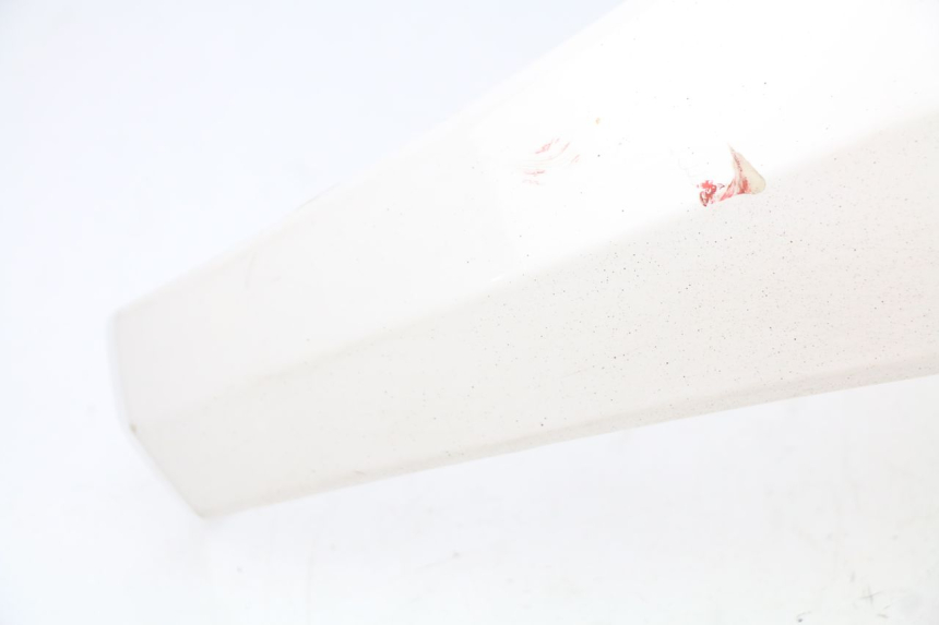 photo de GÓRNA PRZEDNIA MASKOWNICA RAZZO STEED 125 (2012 - 2018) - Zbliżenie komponentów