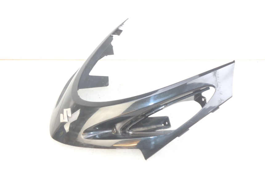 photo de GÓRNA PRZEDNIA MASKOWNICA SUZUKI UH BURGMAN 125 (2002 - 2006) - Zbliżenie techniczne