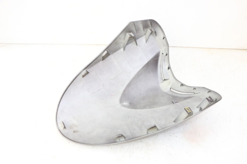 photo de GÓRNA PRZEDNIA MASKOWNICA PEUGEOT V-CLIC VCLIC 50 (2007 - 2013) - Zbliżenie techniczne