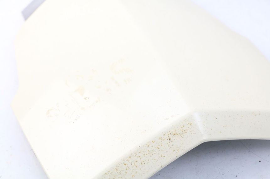 photo de GÓRNA PRZEDNIA MASKOWNICA PEUGEOT VIVACITY NEW 4T 50 (2008 - 2017) - Inny kąt widzenia