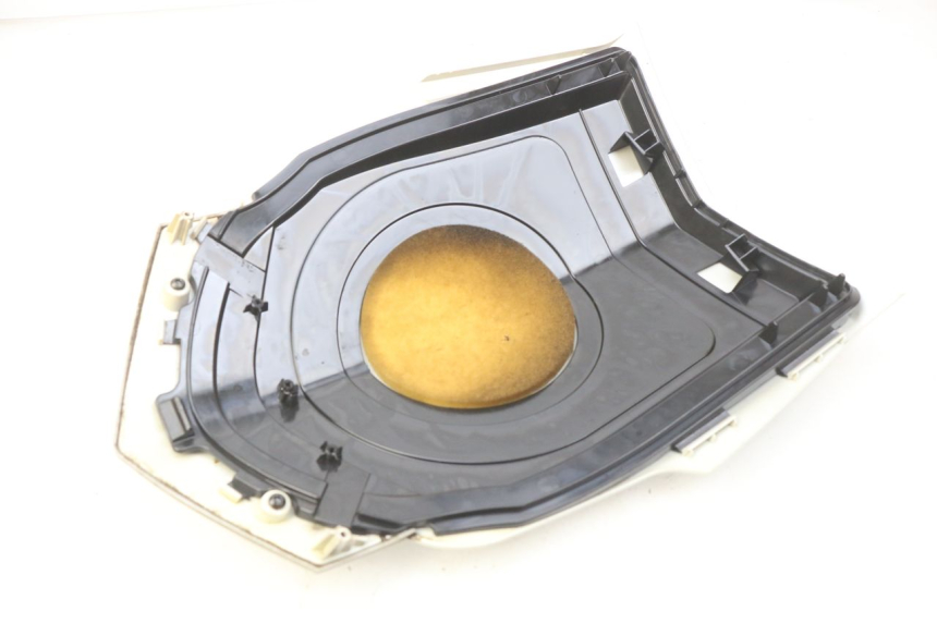 photo de GÓRNA PRZEDNIA MASKOWNICA PEUGEOT VIVACITY NEW 4T 50 (2008 - 2017) - Zoom stanu zużycia