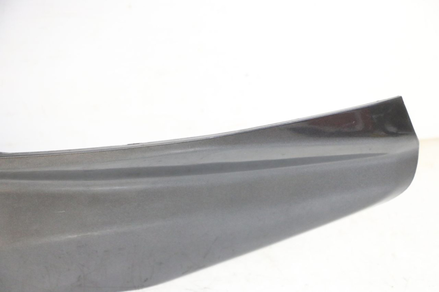 photo de GÓRNA PRZEDNIA MASKOWNICA MBK WAAP 125 (2008 - 2013) - Szczegóły charakterystyczne