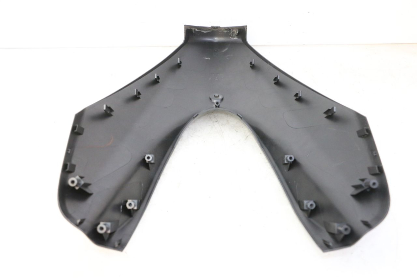 photo de GÓRNA PRZEDNIA MASKOWNICA MBK WAAP 125 (2008 - 2013) - Zoom stanu zużycia