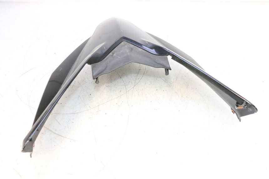 photo de GÓRNA PRZEDNIA MASKOWNICA YAMAHA X-MAX XMAX 125 (2010 - 2013) - Zbliżenie techniczne