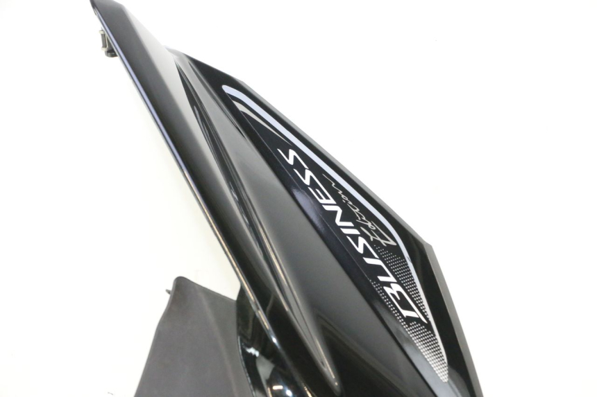 photo de GÓRNA PRZEDNIA MASKOWNICA YAMAHA X-MAX XMAX 125 (2010 - 2013) - Szczegół części