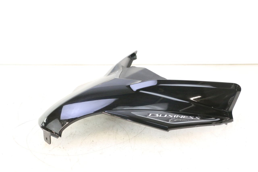 photo de GÓRNA PRZEDNIA MASKOWNICA YAMAHA X-MAX XMAX 125 (2010 - 2013) - Zbliżenie techniczne