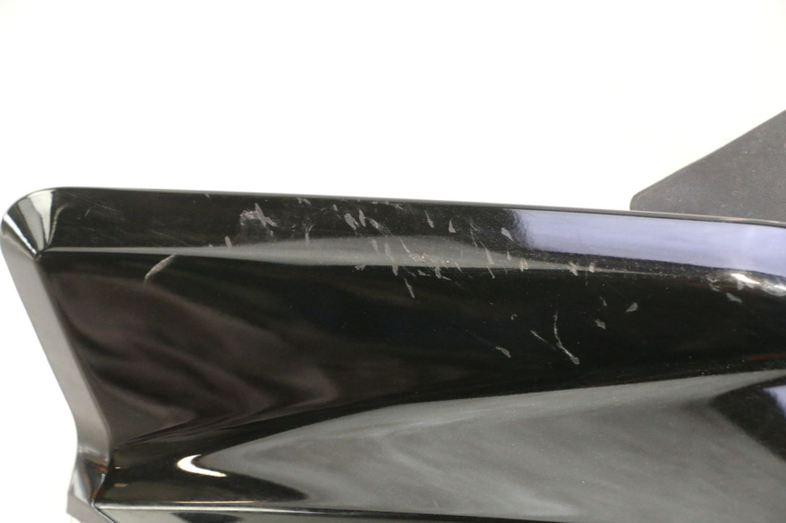 photo de GÓRNA PRZEDNIA MASKOWNICA YAMAHA X-MAX XMAX 125 (2010 - 2013) - Stan powierzchni