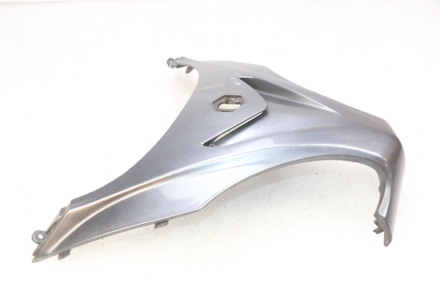 photo de GÓRNA PRZEDNIA MASKOWNICA PIAGGIO X9 EVOLUTION 250 (2003 - 2007) - Inny kąt widzenia