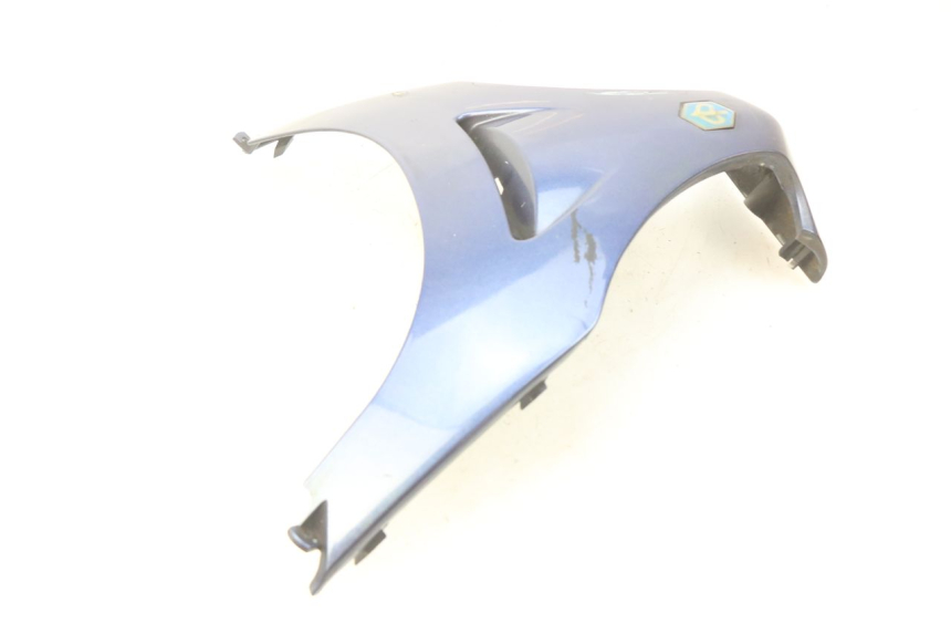 photo de GÓRNA PRZEDNIA MASKOWNICA PIAGGIO X9 EVOLUTION 500 (2003 - 2005) - Zbliżenie techniczne