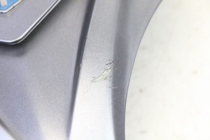 photo de GÓRNA PRZEDNIA MASKOWNICA PIAGGIO X9 EVOLUTION 125 (2003 - 2007) - Inny kąt widzenia