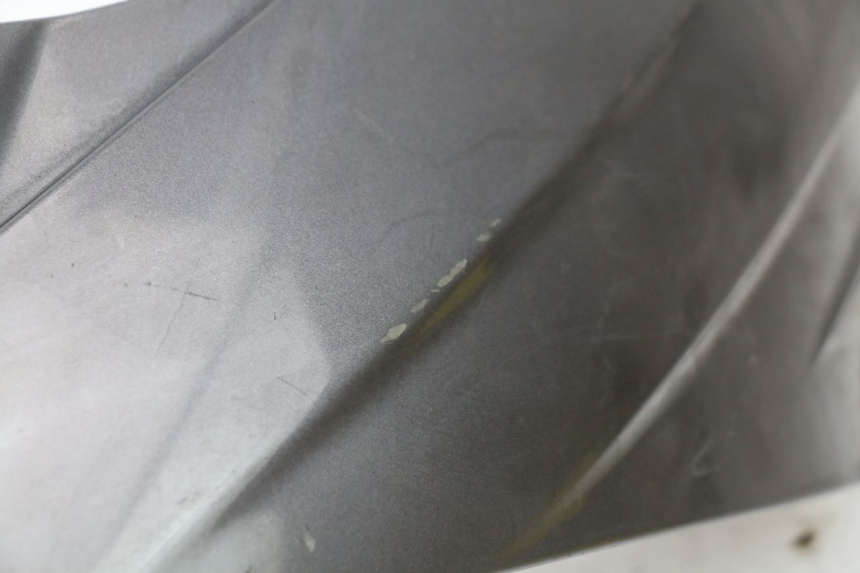 photo de GÓRNA PRZEDNIA MASKOWNICA PIAGGIO XEVO - X EVO 125 (2007 - 2017) - Punkty mocowania