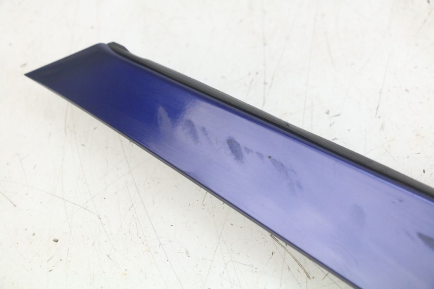 photo de GÓRNA PRZEDNIA MASKOWNICA YAMAHA YP MAJESTY 400 (2004 - 2008) - Zoom stanu zużycia