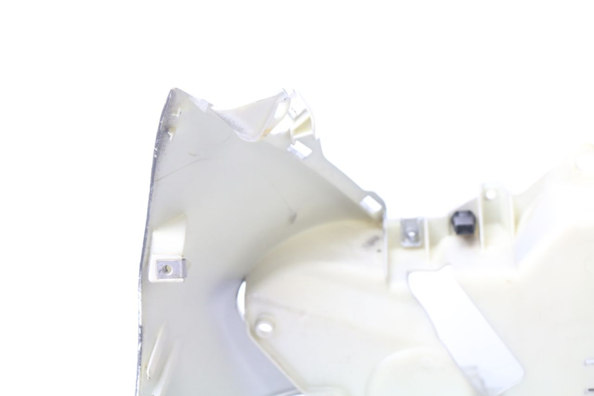 photo de PRZÓD PIAGGIO X9 125 (2000 - 2003) - Punkty mocowania