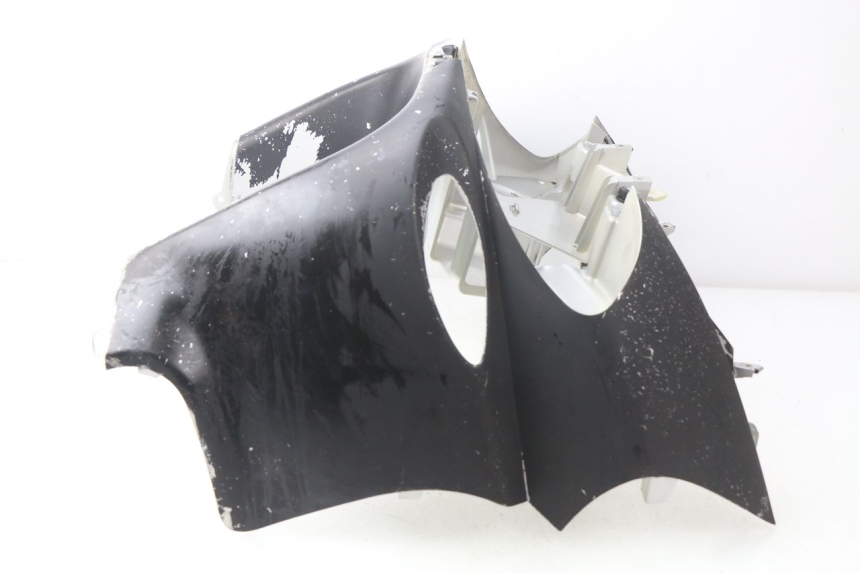 photo de PRZÓD PIAGGIO X9 125 (2000 - 2003) - Oznaczenia i referencje