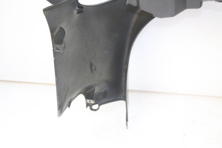 photo de PRZÓD PIAGGIO X9 125 (2000 - 2003) - Punkty mocowania