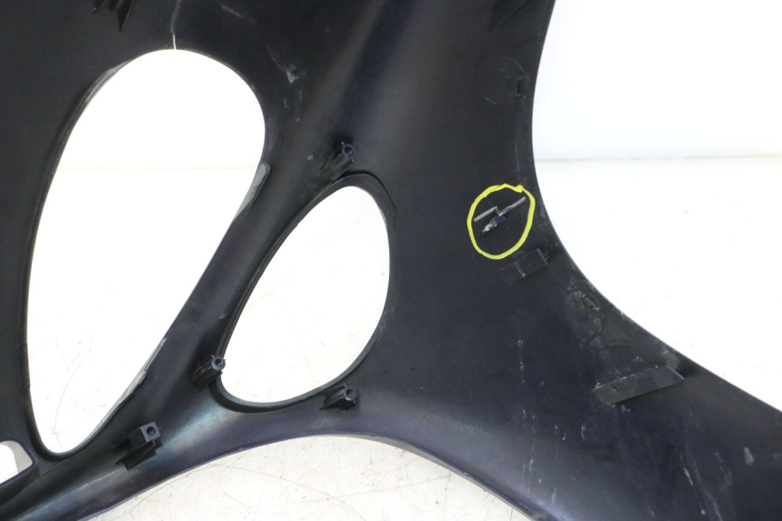 photo de PRZÓD YAMAHA YP MAJESTY 125 (2002 - 2006) - Inny kąt widzenia