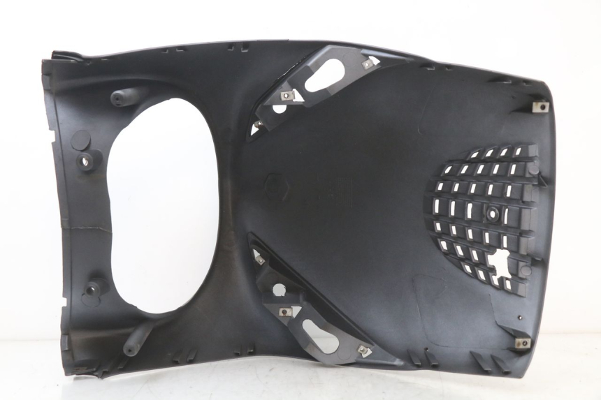 photo de PRZÓD PIAGGIO ZIP 4T 50 (2018 - 2020) - Punkty mocowania