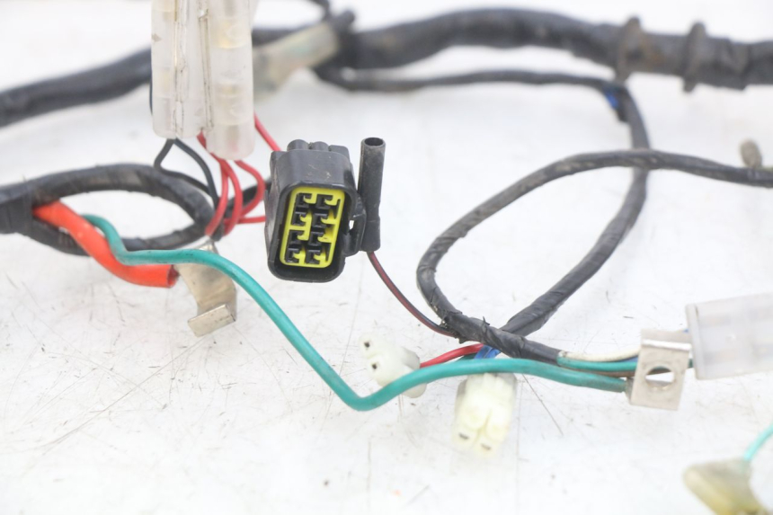 photo de INSTALACJA ELEKTRYCZNA KYMCO AGILITY NAKED RENOUVO 2T 50 (2011 - 2018) - Zoom stanu zużycia