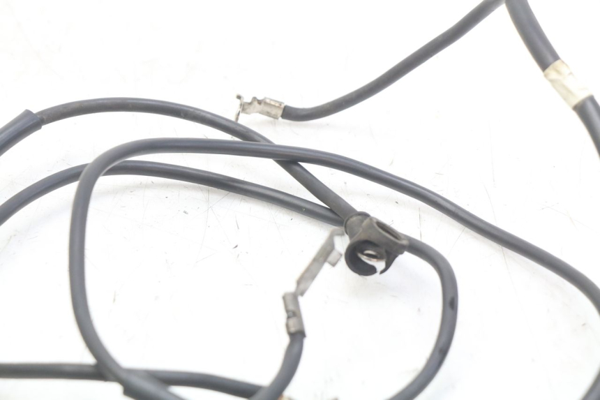 photo de WIĄZKA AKUMULATORA HONDA FES PANTHEON 2T 125 (1998 - 2002) - Zoom stanu zużycia