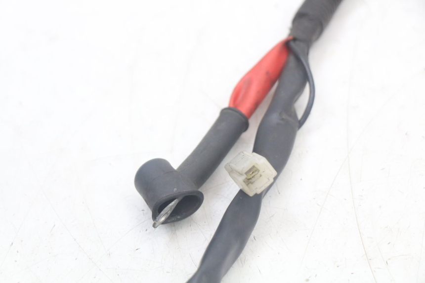 photo de WIĄZKA AKUMULATORA YAMAHA XMAX X-MAX 125 (2006 - 2009) - Zoom stanu zużycia