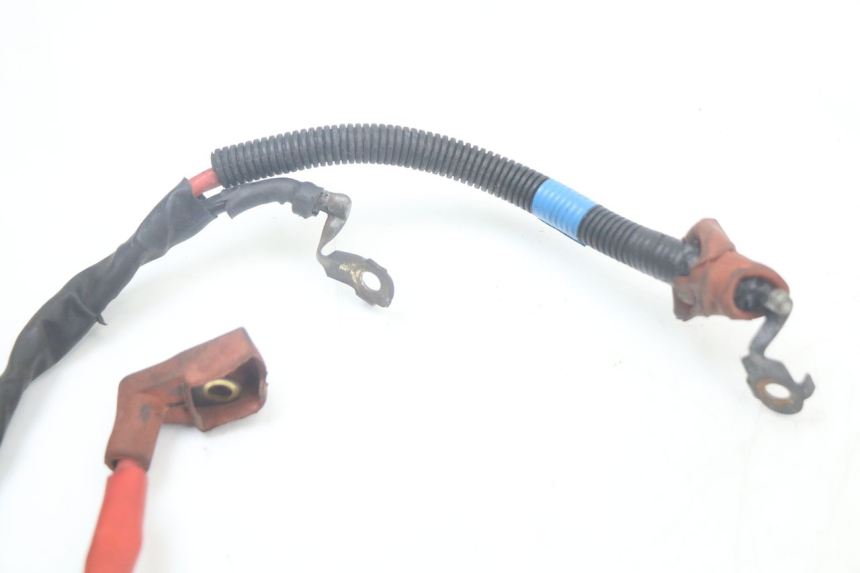 photo de WIĄZKA AKUMULATORA YAMAHA XMAX X-MAX 125 (2006 - 2009) - Inny kąt widzenia