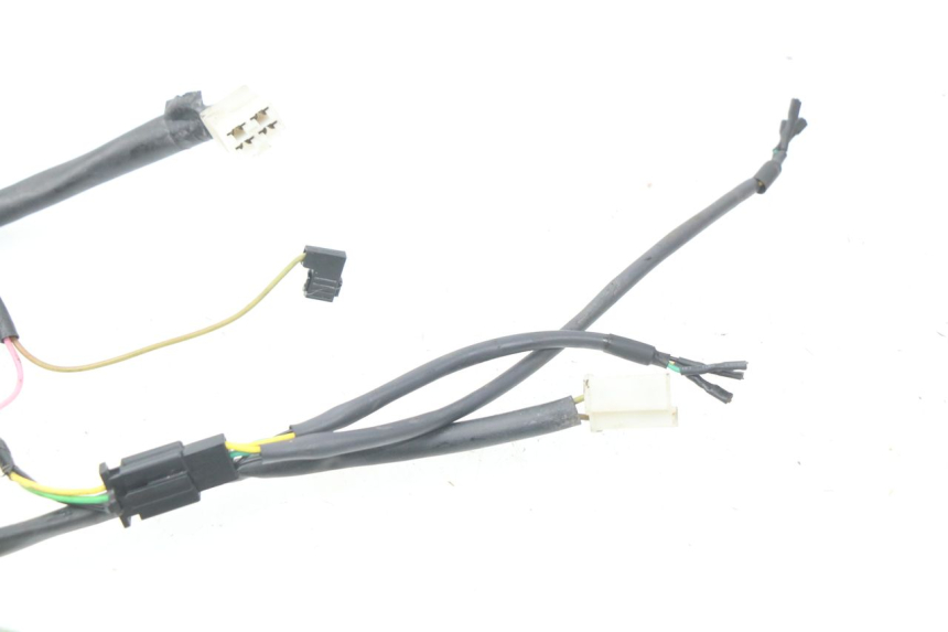 photo de WIĄZKA ELEKTRYCZNA MBK BOOSTER SPIRIT 50 (2004 - 2017) - Zbliżenie techniczne