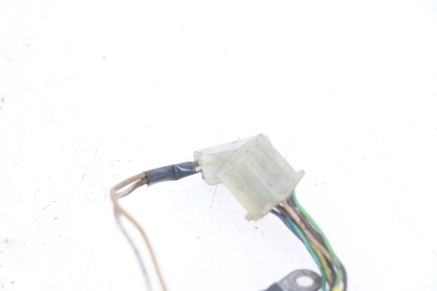 photo de INSTALACJA ELEKTRYCZNA MBK BOOSTER SPIRIT 50 (1999 - 2003) - Zbliżenie techniczne