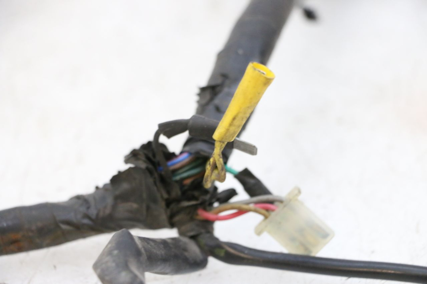 photo de WIĄZKA ELEKTRYCZNA MBK BOOSTER SPIRIT 50 (2004 - 2017) - Zbliżenie techniczne