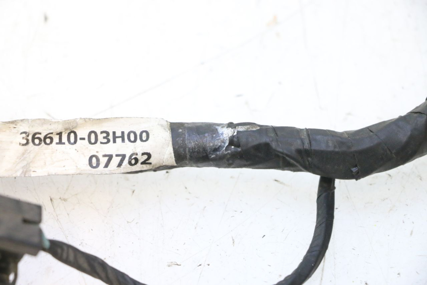 photo de INSTALACJA ELEKTRYCZNA SUZUKI BURGMAN 125 (2007 - 2014) - Inny kąt widzenia