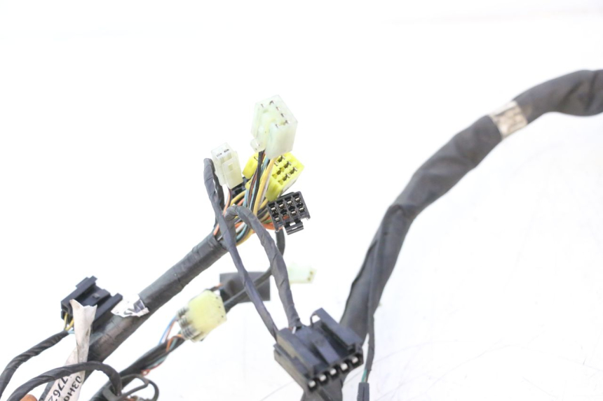 photo de INSTALACJA ELEKTRYCZNA SUZUKI BURGMAN 125 (2007 - 2014) - Zbliżenie techniczne