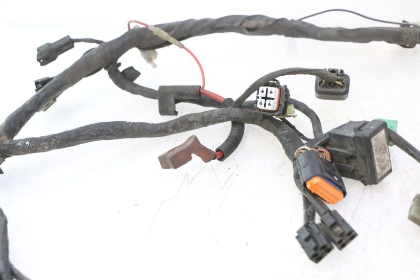 photo de INSTALACJA ELEKTRYCZNA SUZUKI BURGMAN 125 (2007 - 2014) - Punkty mocowania